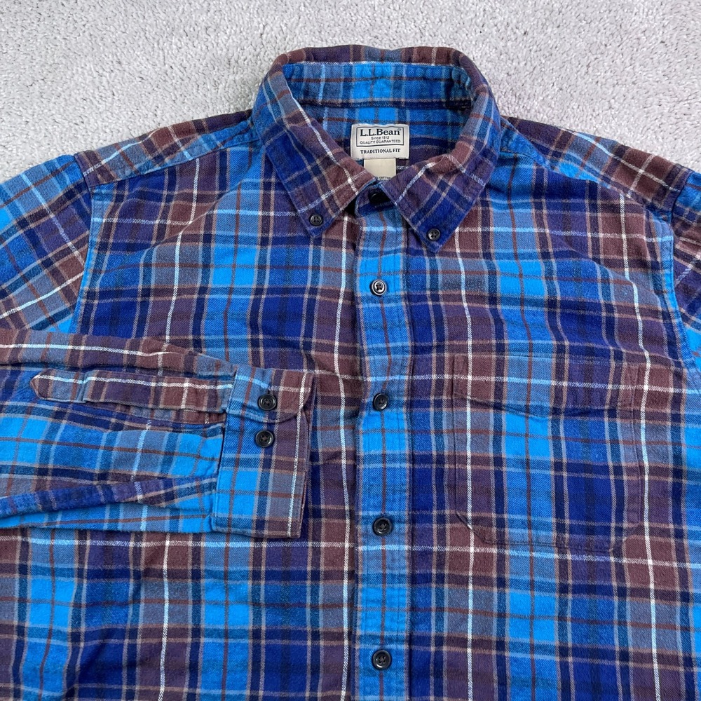 LL Bean Shirt Mens Medium Blue Scotch Plaid Flannel‎ Traditional Fit Button Up